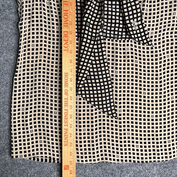 Tory Burch Silk Top Size 10 Sleeveless Bow Tie Neck Geometric Chic Office - Picture 4 of 9